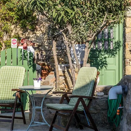 Blueisla Alpha Town Mykonos